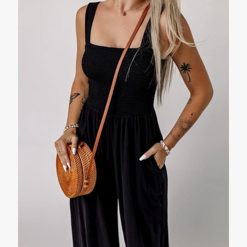 Black romper super cute super comfy
